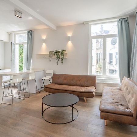 Light Modern Apartment In The Heart Of Antwerp Antuérpia Exterior foto