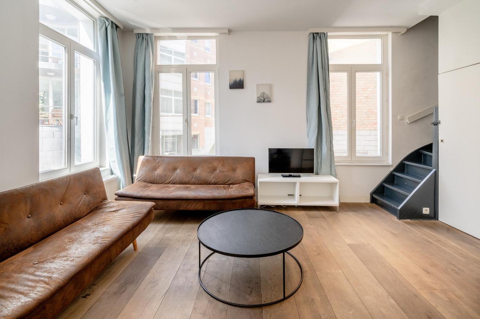Light Modern Apartment In The Heart Of Antwerp Antuérpia Exterior foto